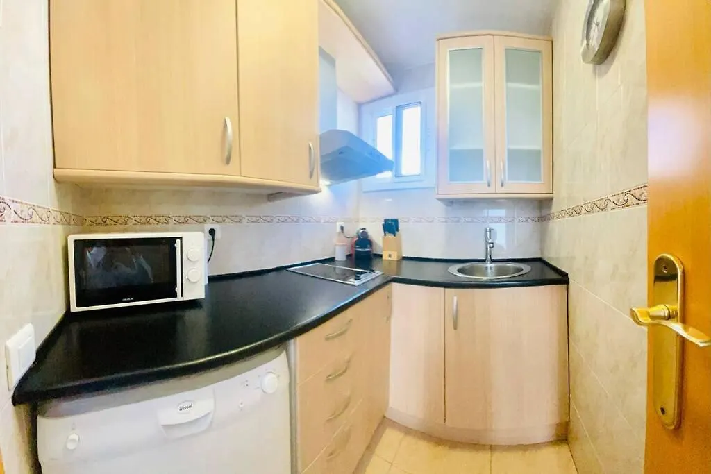 Esther'S House A 200 Mts Fuente Luminosa - Wifi Salou 0*,  Spain